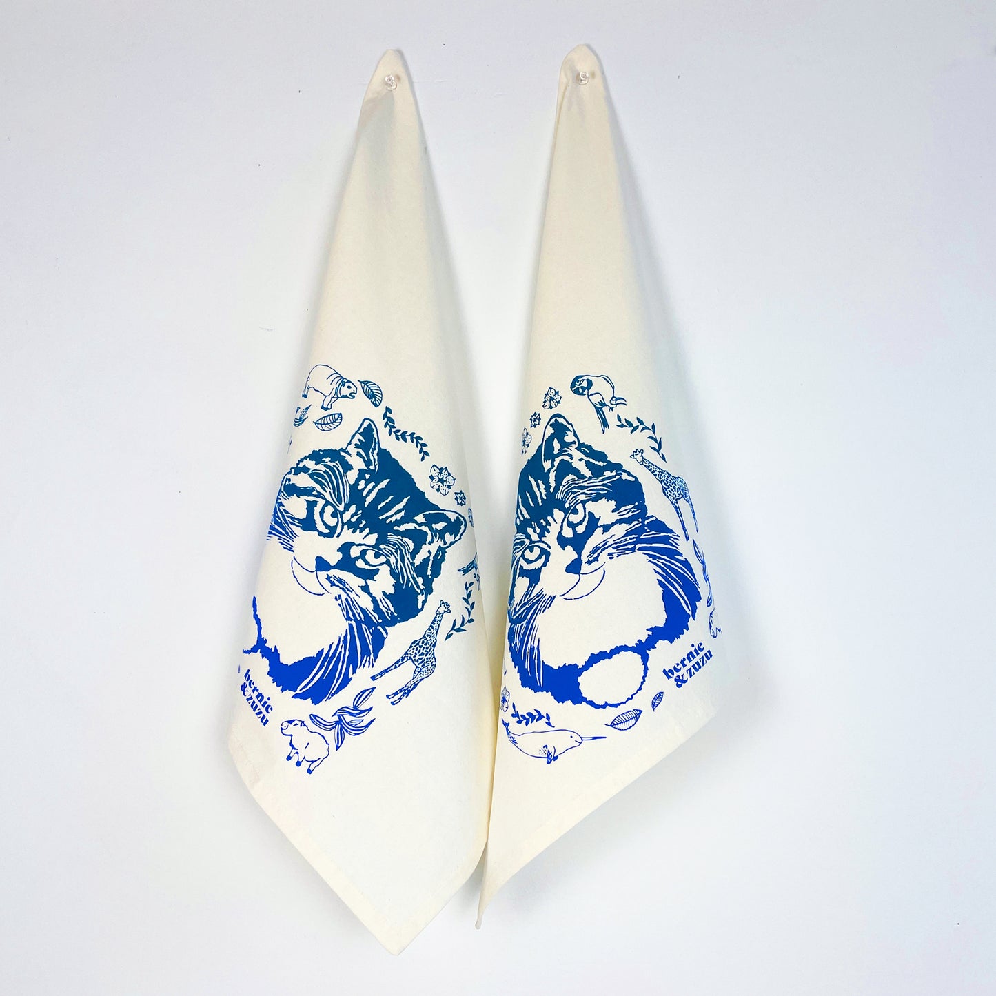 Cat and Friends Napkin Set of 2